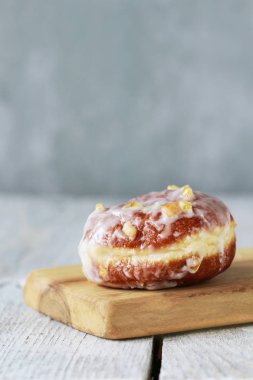 Yağ Perşembe kutlama-geleneksel Lehçe Donuts dolu