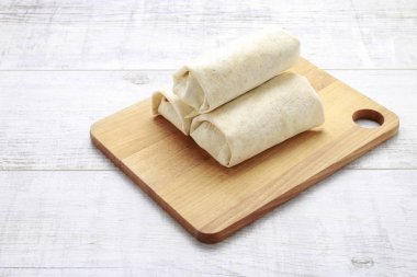 Bir burrito - ile bir un tortilla oluşan Meksika çanak 