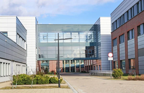 크라쿠프, 폴란드 - 3 월 05, 2019: 야기엘로니안 대학. 현대 캠퍼스 — 스톡 사진
