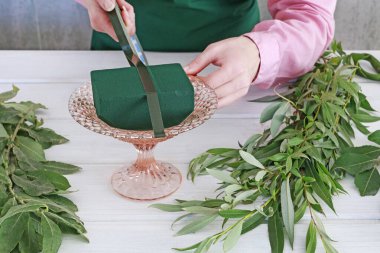 Yaz düğünü için modern masa süsü nasıl yapılır?