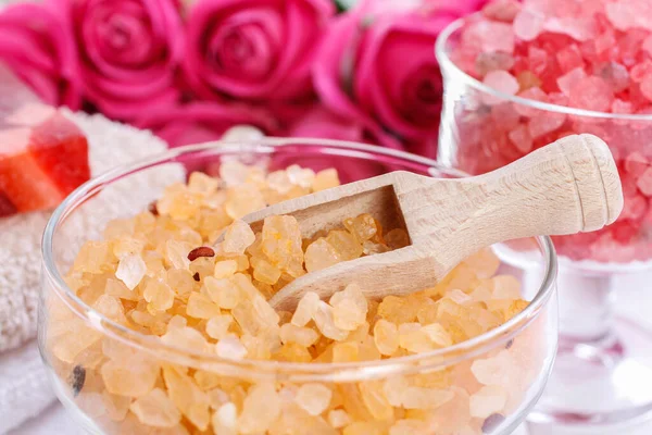 Glass Bowl Yellow Sea Salt Pink Roses Background Spa Time — Stock Photo, Image