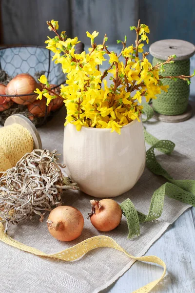 Bouquet Made Forsythia Branches Traditional Decoration Easter Table — Stock Photo, Image