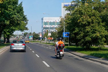 Polonya, Krakow 'un merkezinde trafik.