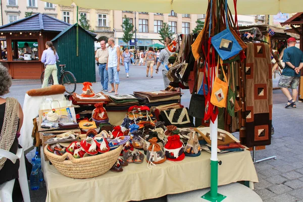 Jaarlijkse Volksbeurs Grote Markt Krakau Polen — Stockfoto