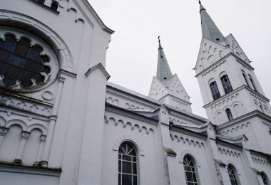  Kilise, neogotik, gotik çok güzel beyaz