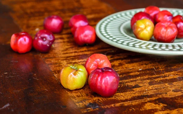 Agriculture Biologique Cerise Acérola Cerise Barbade Cerise Des Antilles Fruits — Photo