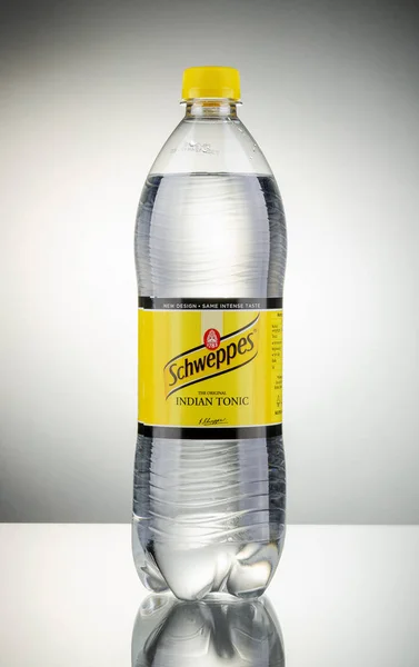 Kwidzyn Poland March 2018 Bottle Schweppes Indian Tonic Drink Isolated — Stock Photo, Image