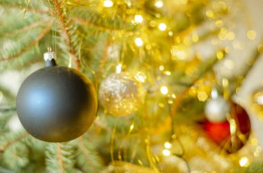 Noel ağacında Noel baloları