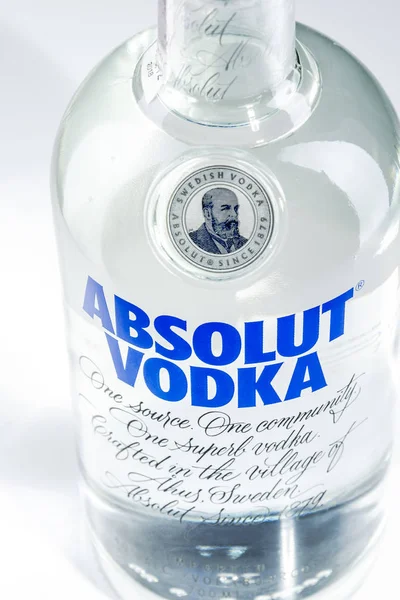 Botella Vodka Absoluto Puro Vodka Absoluto Produce Sur Suecia Desde —  Fotos de Stock