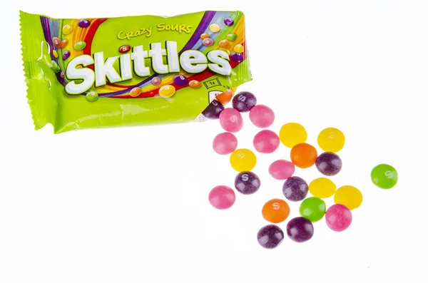 Skittles Frukt Smaksatt Godis Isolerade Vit Bakgrund — Stockfoto