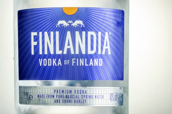 Degrade Arka Plan Üzerinde Finlandia Votka Finlandia Votka Arpa Saf — Stok fotoğraf