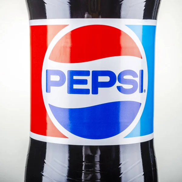 Bevanda Pepsi Isolata Fondo Sfumato Pepsi Una Bibita Gassata Prodotta — Foto Stock