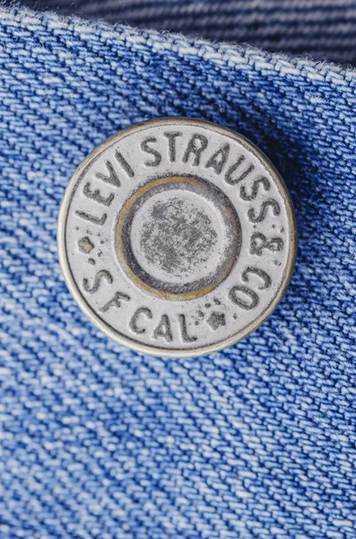 Primer Plano Del Botón Levi Strauss Vaqueros Azules Levi Strauss — Foto de Stock