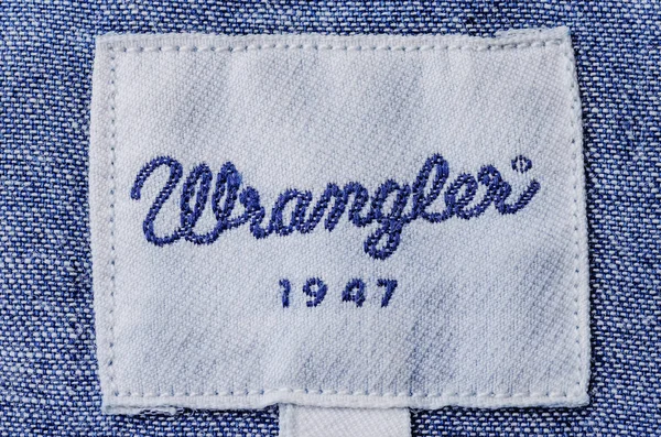 Одяг Етикетці Вранглера Сорочці Wrangler Американський Виробник Джинсів Штаб Квартира — стокове фото