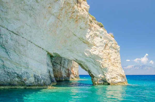 Lindas Águas Azuis Cavernas Azuis Costa Nordeste Ilha Zakynthos Grécia — Fotografia de Stock