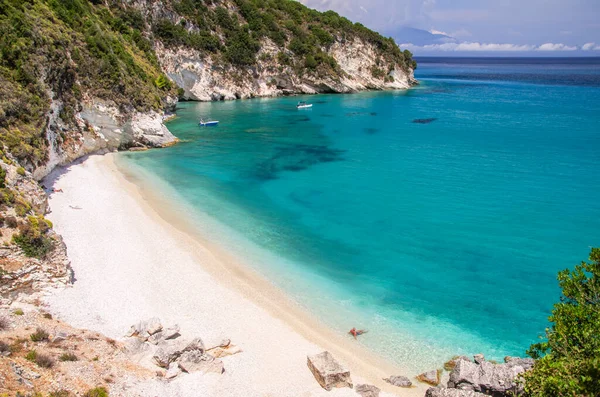 Yunanistan Zakynthos Adasının Kuzey Batı Kıyısındaki Resimli Xigia Kumlu Plajı — Stok fotoğraf