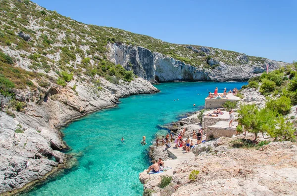 色彩艳丽的利姆尼翁港岩滩 它位于希腊Zakynthos岛西海岸 — 图库照片