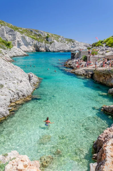 Picturesque Porto Limnionas Rocky Beach Расположен Западном Побережье Острова Закинф — стоковое фото