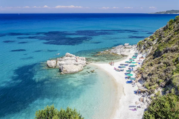 色彩斑斓的西家沙滩 海水含硫 它位于希腊Zakynthos岛的东北海岸 — 图库照片