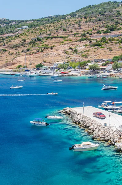 Malebný Tyrkysový Záliv Agios Nikolaos Nachází Severovýchodním Pobřeží Ostrova Zakynthos — Stock fotografie