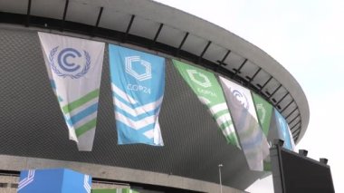 Katowice, Silesia / Polonya - Aralık 2018: Cop24 - Spodek salonu arena ve Uluslararası Konferans Merkezi'ne. Ö Birleşmiş Milletler Çerçeve Sözleşmesi İklim değişikliği 4k, Uhd, 50p, sinema, portre