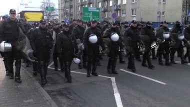Katowice, Polonya - 08 Aralık 2018: İklim değişikliği protesto. Eylemciler temiz, Cop24, çevre dostu enerji savunucusu. 4 k elden vurdu.