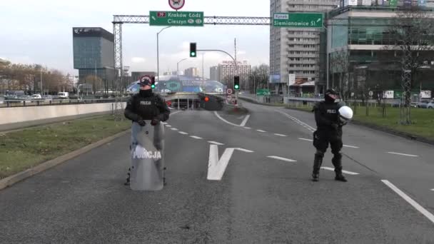 Kattowitz Polen Dezember 2018 Polizisten Sichern Das Gelände Der Innenstadt — Stockvideo