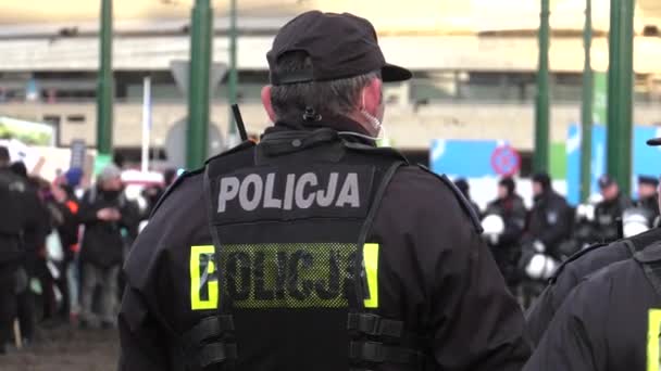 Katowice Polonia Diciembre 2018 Oficial Policía Protege Zona Durante Una — Vídeos de Stock