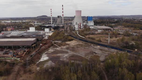 Coal Mine Houses Background Uhd 50P Cinematic — Vídeos de Stock