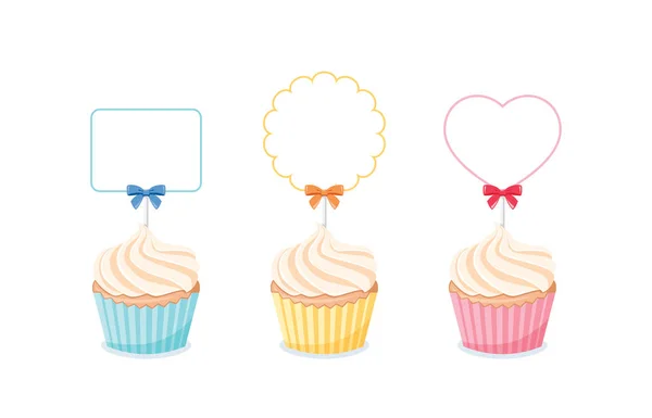 Set van cupcakes met blanco Tags. — Stockvector