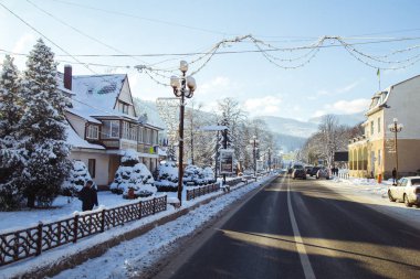 doğal kış, Karpat, Ukrayna köyünde Yaremche görünümünü
