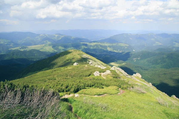 Fascinating View Landscape Mountain Smotrych Carpathian Mountains Ukraine — Stock Photo, Image