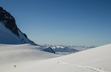 Montblanc, Chamonix Alpler üzerinde dağ massif hiking turist