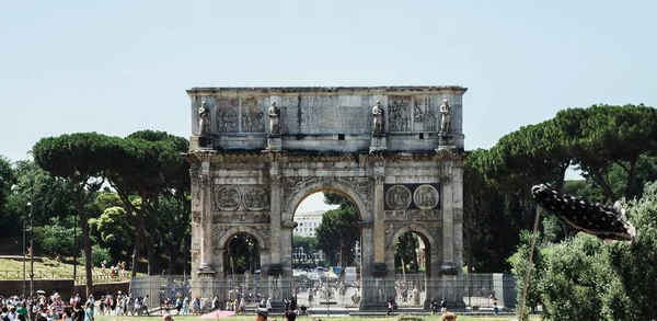 Vista Arco Constantino Com Pessoas Roma Itália — Fotografia de Stock