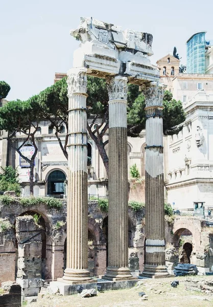 Roma Talya Antik Kalıntılar Görünümünü — Stok fotoğraf