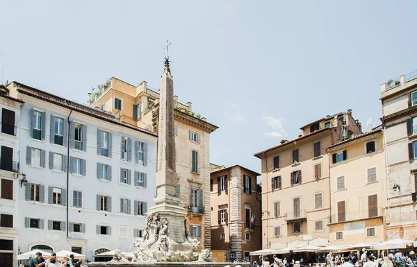 gündüz, Roma antik mimari görünümünü