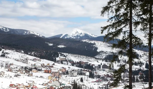 Pohled Středisku Bukovel Zimní Sezóně Ukrajina — Stock fotografie