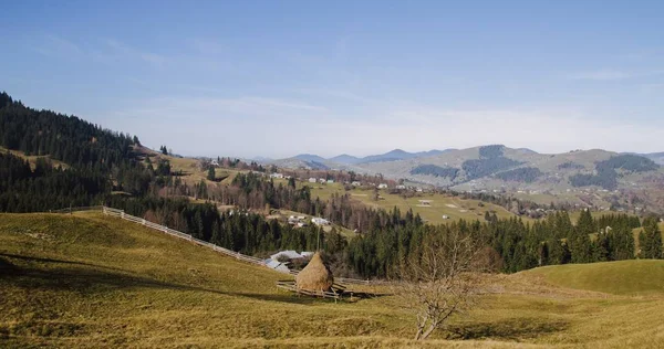 Blick Auf Das Dorf Dovhopillya Bei Tag — Stockfoto