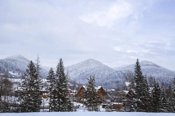 Vista Del Villaggio Yaremche Nella Stagione Invernale Ucraina — Foto Stock