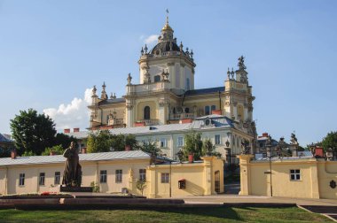 gündüz, Ukrayna, Lviv mimarisinin görünümü 