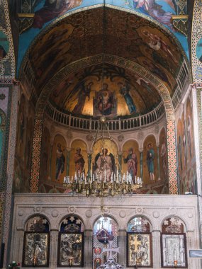 Stepantsmindu, Gürcistan'daki eski kilisenin iç görünümü