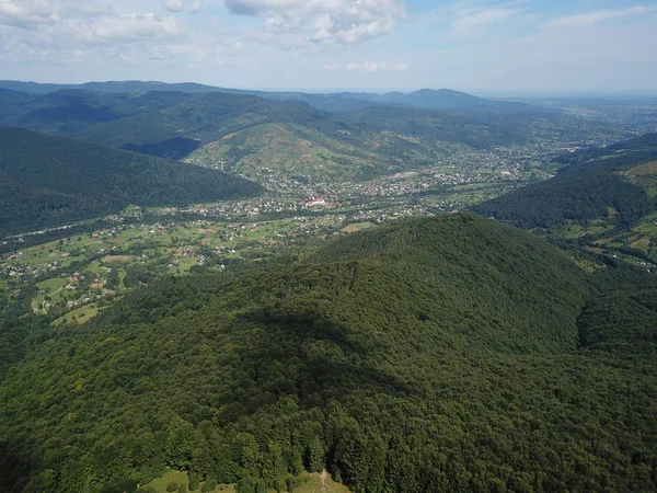 Luchtfoto Van Stad Yaremche Overdag Oekraïne — Stockfoto