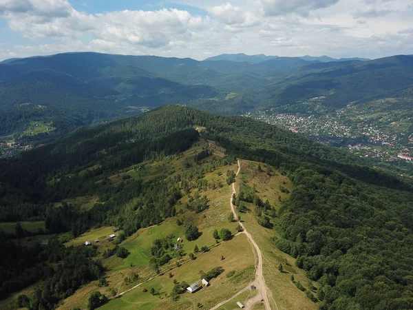 Luchtfoto Van Stad Yaremche Overdag Oekraïne — Stockfoto