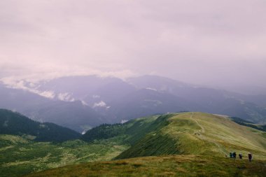 gündüz Blyznytsya Dağı görünümü, Kvasy, Ukrayna 