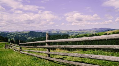 Karpat dağları ile doğal peyzaj, Ukrayna