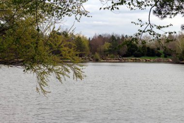 Kayaların Doğal Parkı dinlenme ve yürüyüşler bir yerdir.