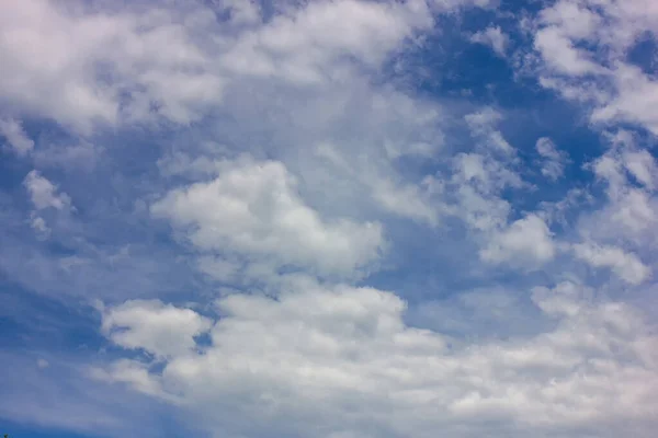 Nubes Firmamento Atardecer Claro Día Soleado — Foto de Stock