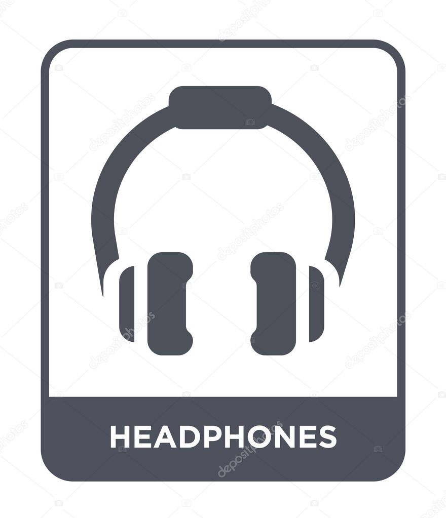 headphones icon in trendy design style. headphones icon isolated on white background. headphones vector icon simple and modern flat symbol.