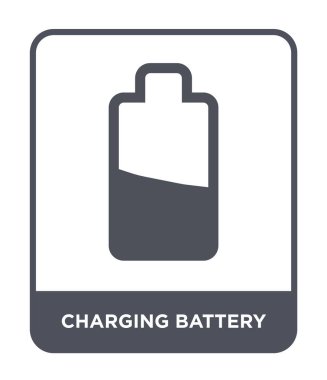 modaya uygun bir tasarım tarzı şarj pil simgesi. Beyaz arka plan üzerinde izole şarj pil simgesi. şarj pil vektör simgesi basit ve modern düz sembolü.