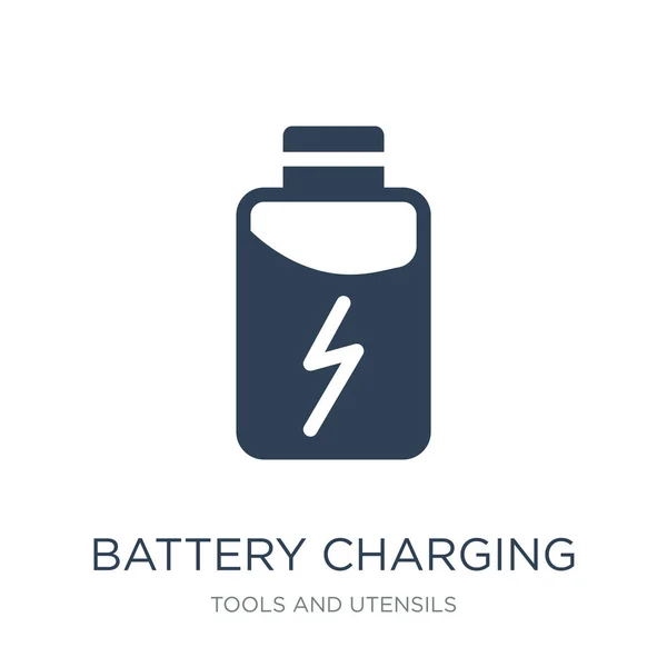 电池充电图标矢量在白色背景 电池充电时尚填充图标从工具和餐具集合 电池充电矢量例证 — 图库矢量图片